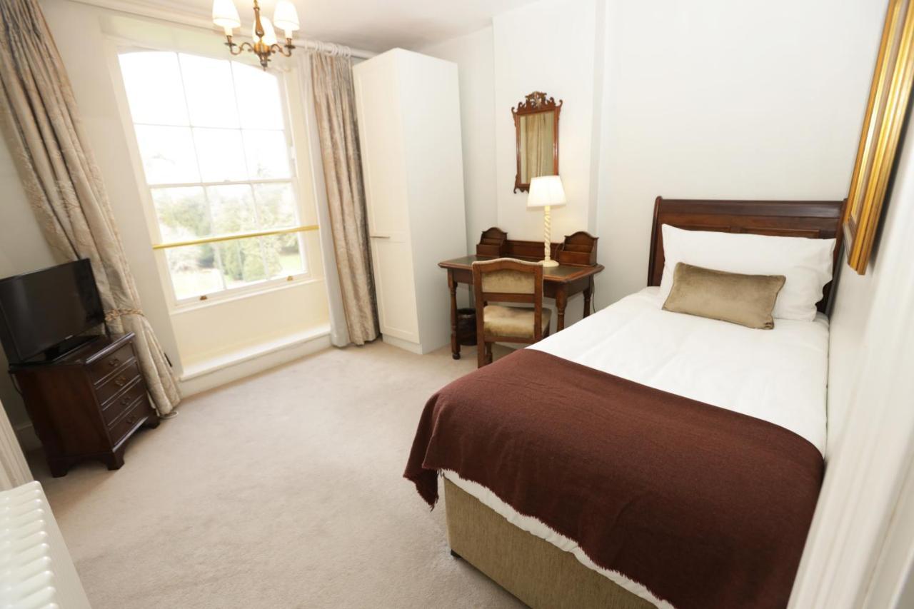 Chicheley Hall Екстериор снимка