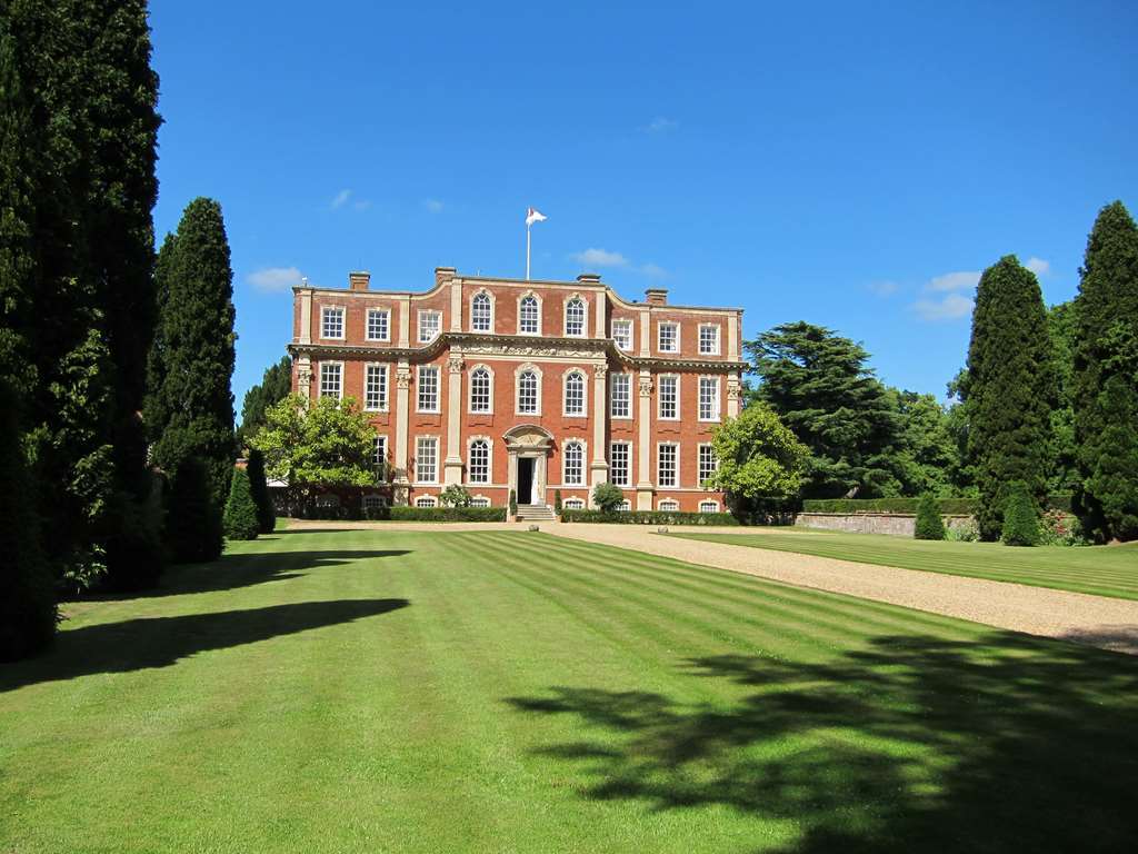 Chicheley Hall Екстериор снимка