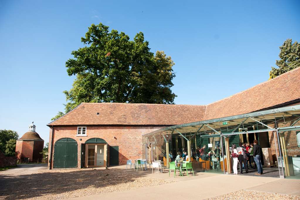 Chicheley Hall Екстериор снимка