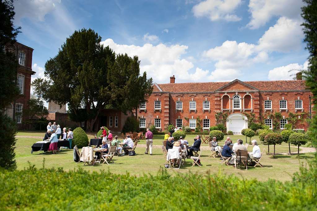 Chicheley Hall Екстериор снимка